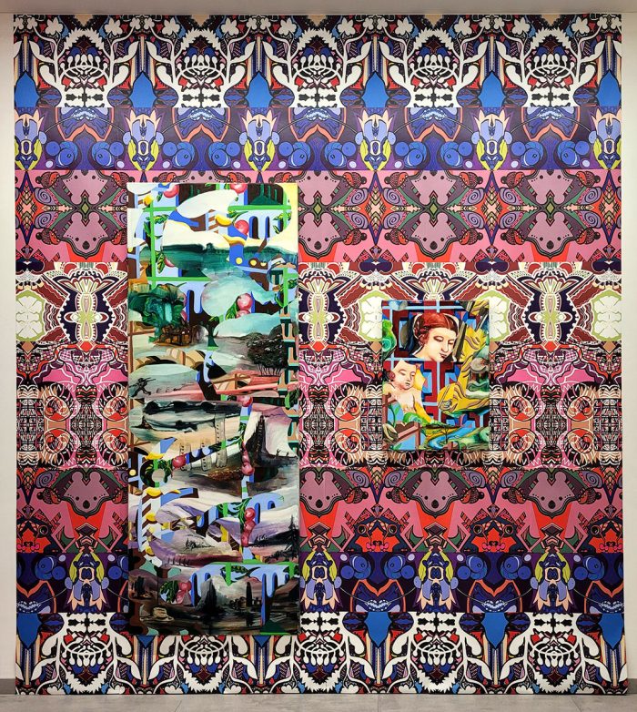 Christie van der Haak, Saray, wallpaper with Dire Adieu and Alte Pinakothek