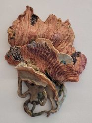 Delphine Courtillot, 2025, ceramic, glaze, 51 x 36 x 11 cm