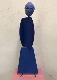 Dirk Zoete, Mr. Silence, 2023, metal, metalpaint, plasticrete, 90 x 28 x 19 cm
