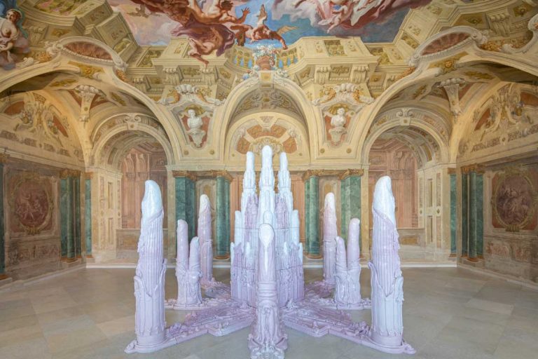 Elmar Trenkwalder, WVZ 183, 2006, ceramic, glaze, 290 x 500x 500 cm, photo Johannes Stoll