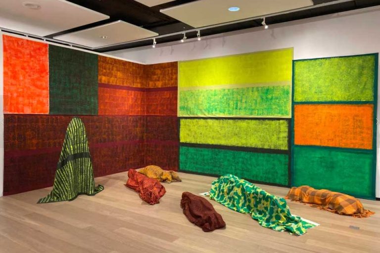 Fransje Killaars, Image of Power, 2023, blockprint on textile 550 x 700 cm