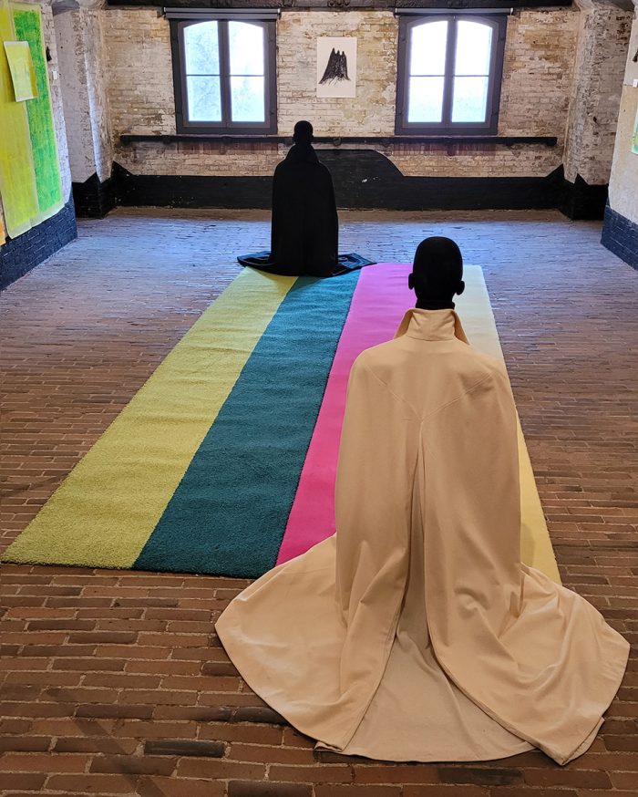 Fransje Killaars, The Intuition, 2025, wool, cotton, mannequins, 115 x 170 x 620 cm