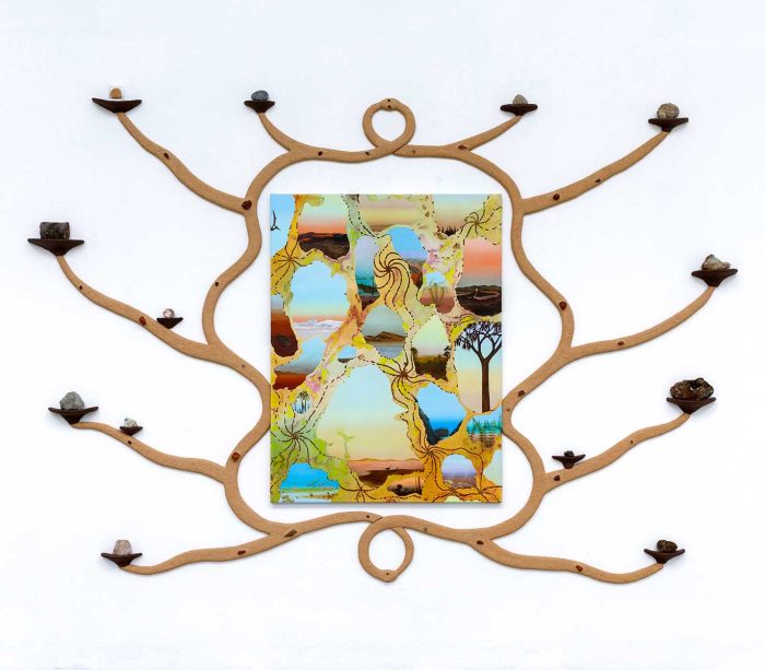 Simone Albers, The Middle Realm 1, 2025, acrylic, oil paint, sand on linen, 120 x 90 cm, wood, papier maché, earth pigment, stones, 190 x 280 cm